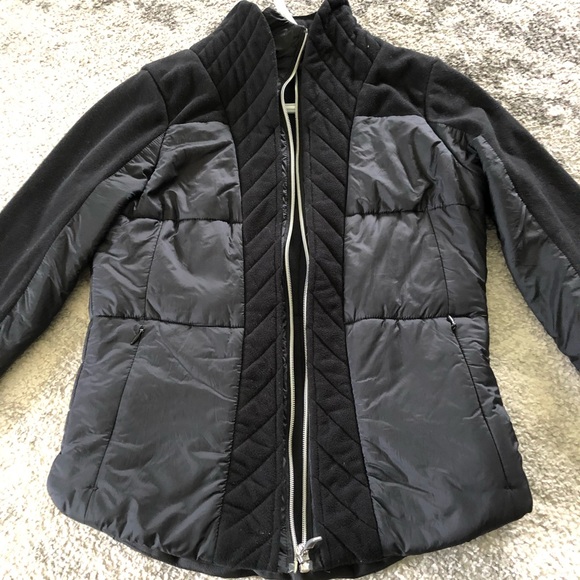 Lululemon jacket - Picture 2 of 6